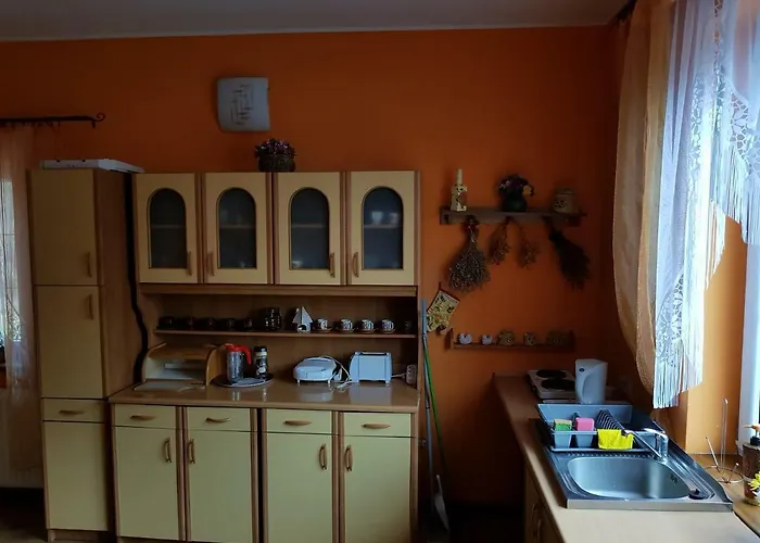 Wynajem Pokoi Pod Lasem Homestay