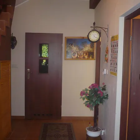 Wynajem Pokoi Pod Lasem