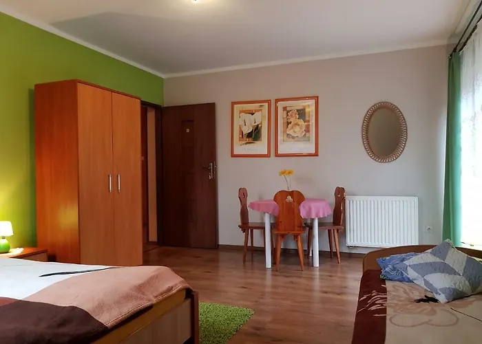 Wynajem Pokoi Pod Lasem Séjour chez l'habitant Karpacz